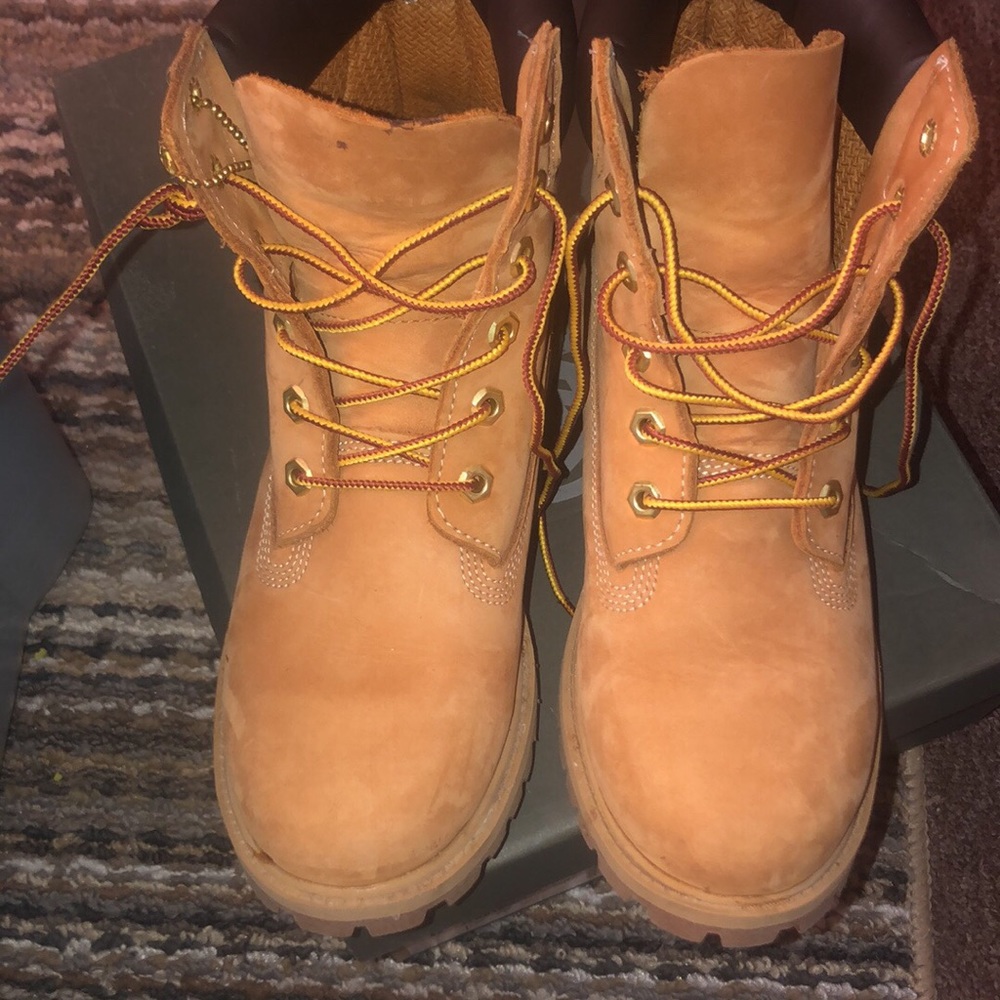 Like new condition waterproof Timberland boots